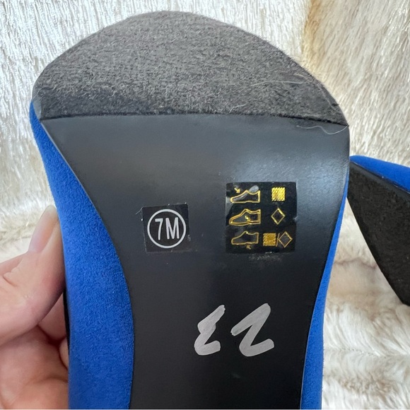 Chinese Laundry Blue Two-Toned High Heels - Picture 14 of 15